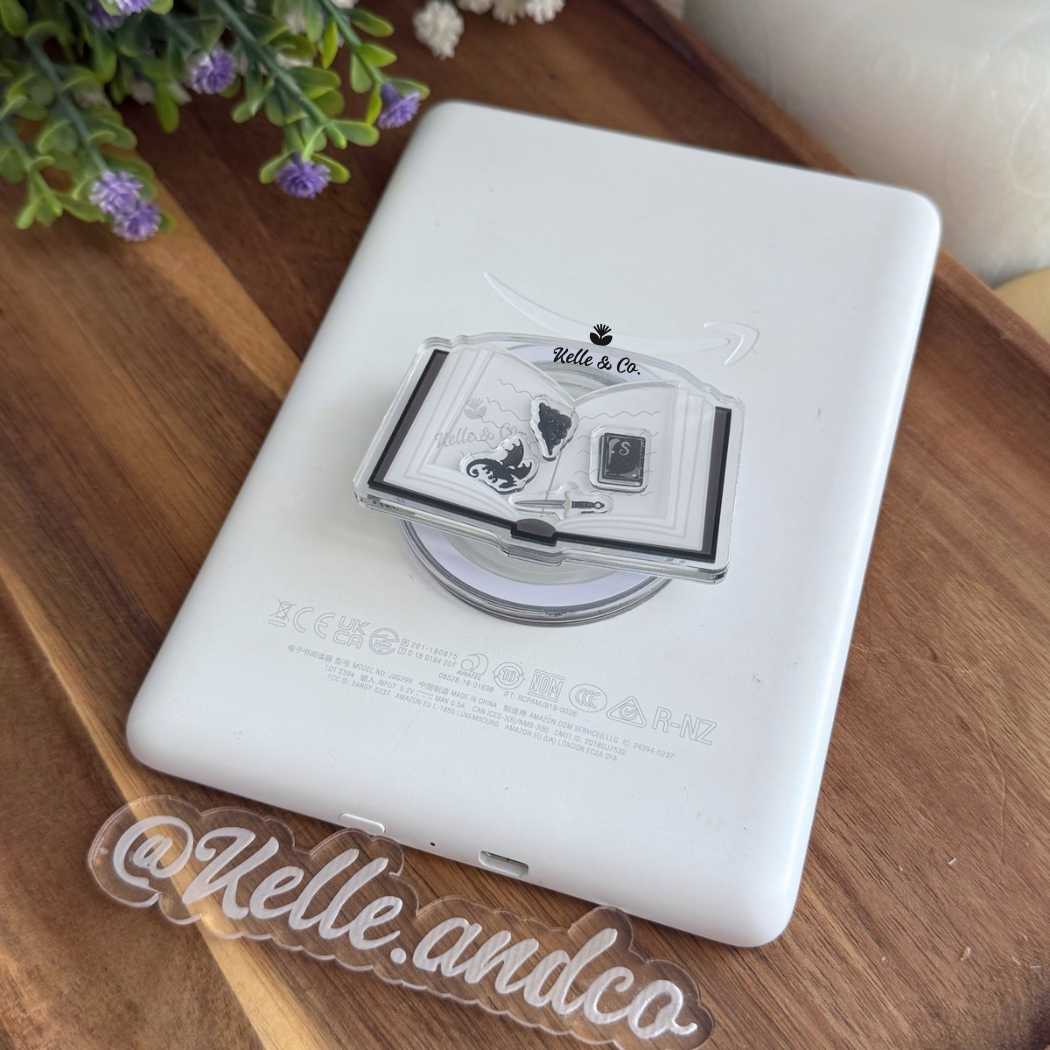 Fantasy Book Shaker MagSafe Grip
